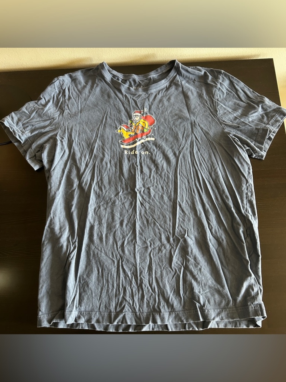 Life is Good t-shirt with dog design  blueish grey (Size L)